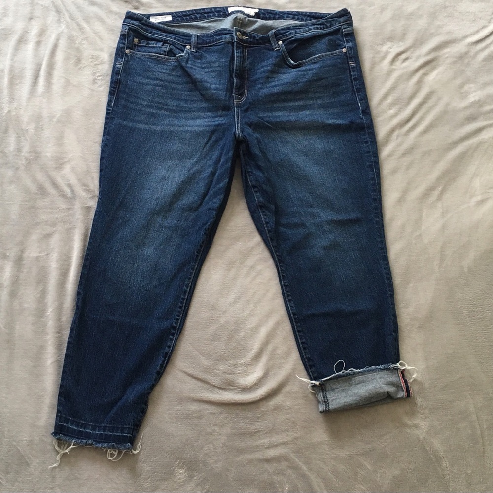 Torrid High-Rise Straight 22T (PLUS SIZE)